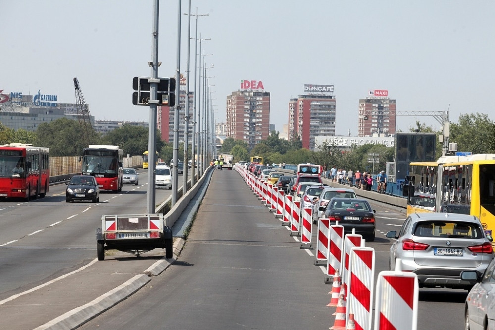 Haos na Brankovom mostu