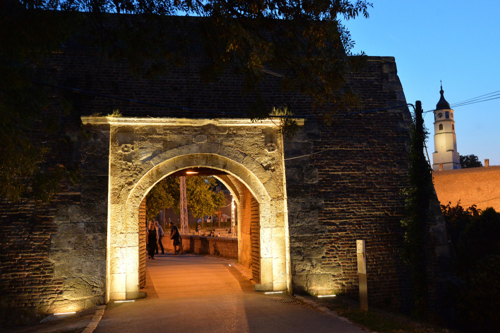 Kalemegdan dobio novo osvetljenje