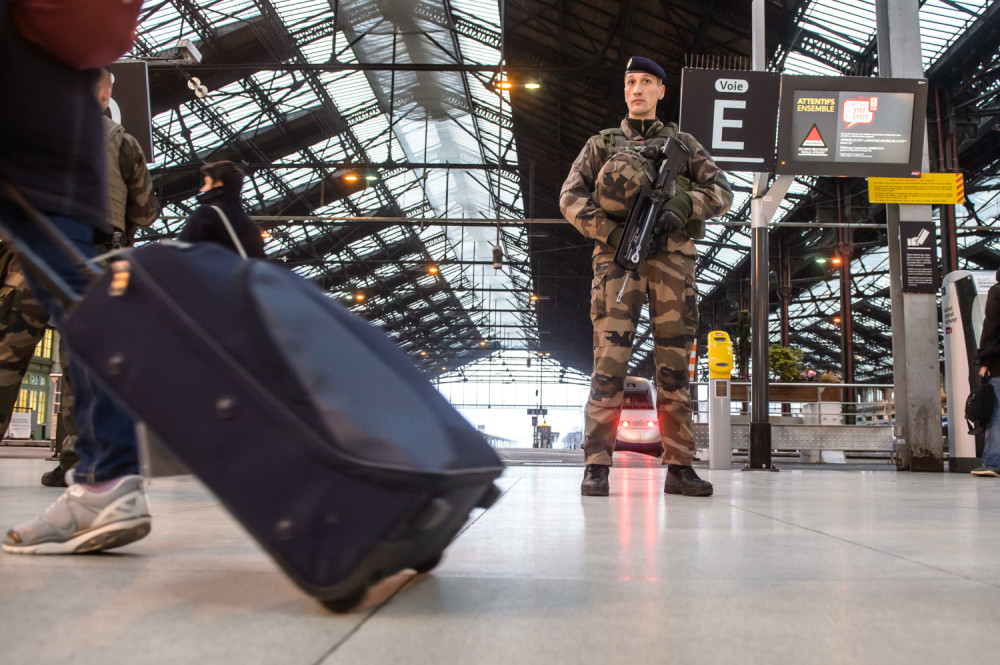 Hitno evakuisana železnička stanica, pronađen sumnjiv paket