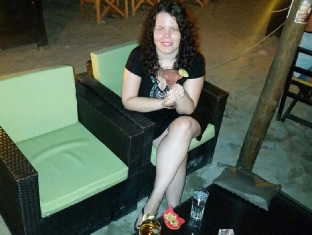 Doktor je viknuo: Hitno sala, seci haljinu, nađi venu!