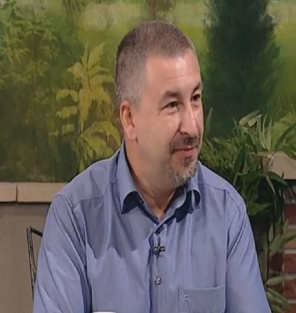 Pametna odluka vlade da povuče zaposlene u ambasadi u Skoplju