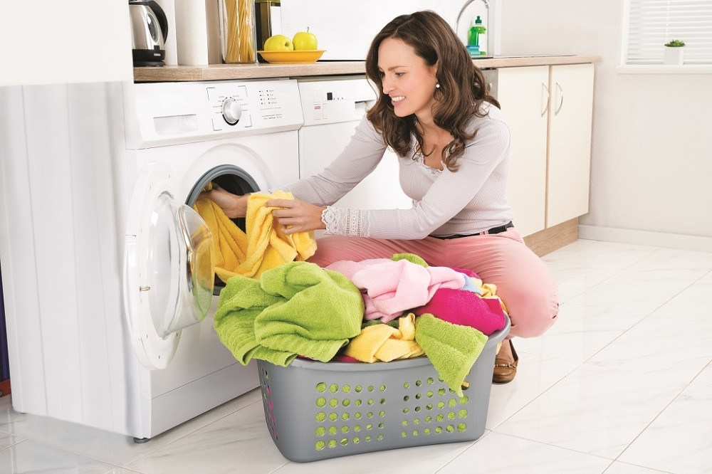 Jednostavan trik za čišćenje veš mašine uz pomoć moćnog jeftinog domaćeg sredstva!