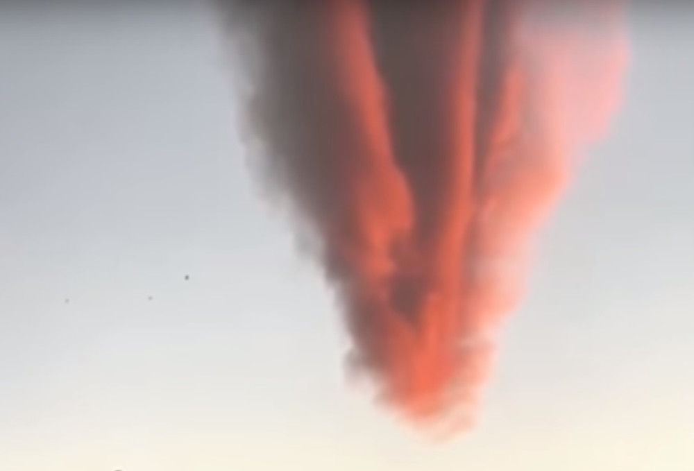 Misteriozni oblak se nadvio nad gradom, svi u panici!