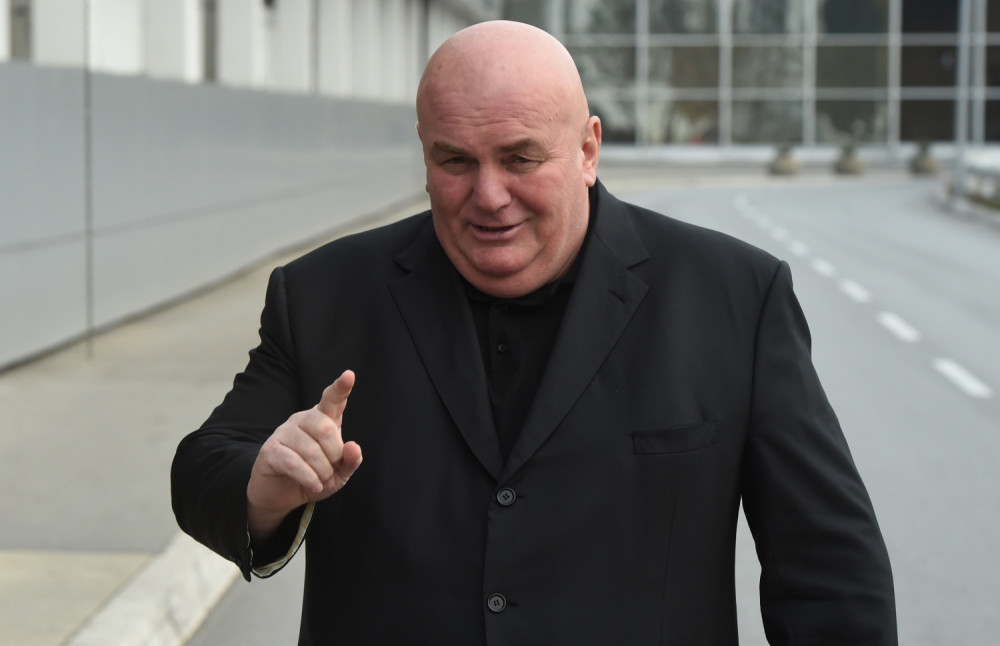 Političare nešto mora da žulja!