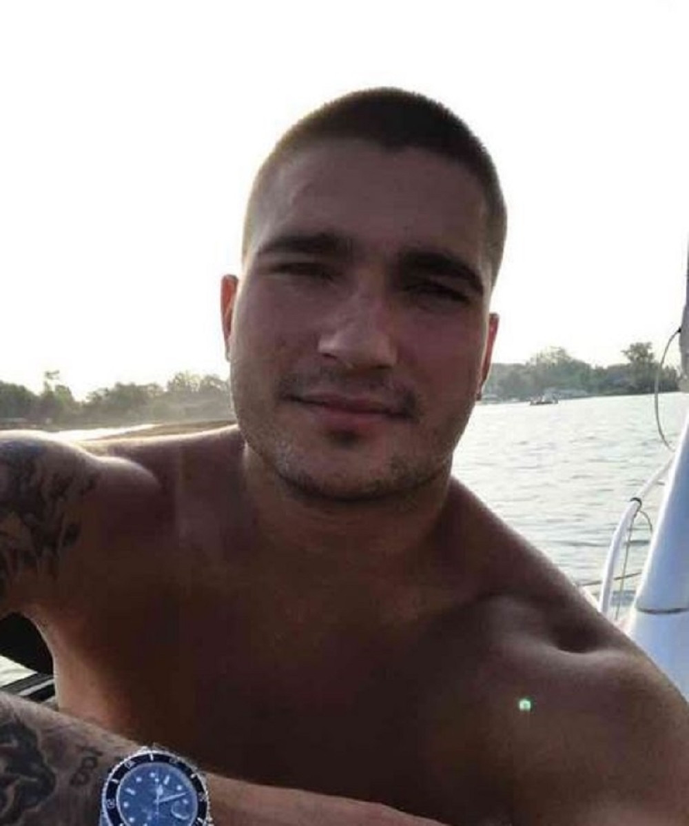 Gradske kafane i raskošne provode zamenio poljoprivredom i RADOM NA NJIVI! (VIDEO)