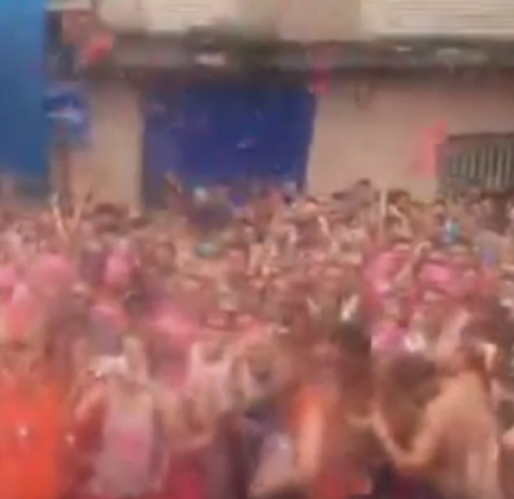 Preko 20.000 ljudi se gađalo paradajzom (VIDEO)