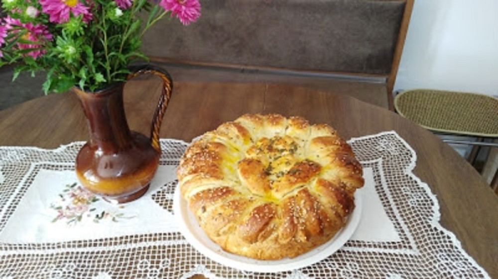 Puter pogača sa sirkom (VIDEO)