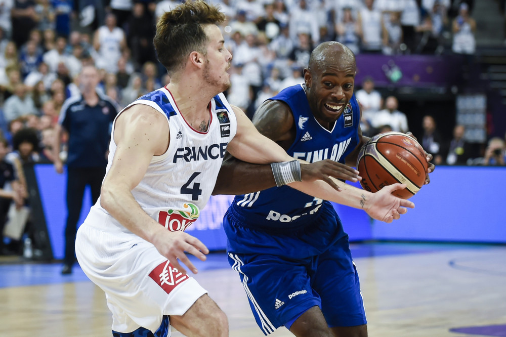 Bivši igrač Partizana srušio Francuze!