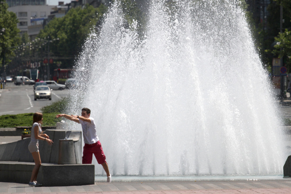 Sipali deterdžent u beogradske fontane