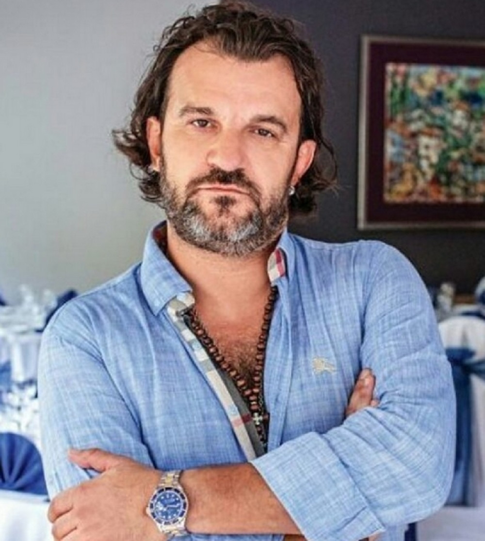 Lukas je završio u njihovom društvu nakon sukoba sa Sonjom (FOTO)