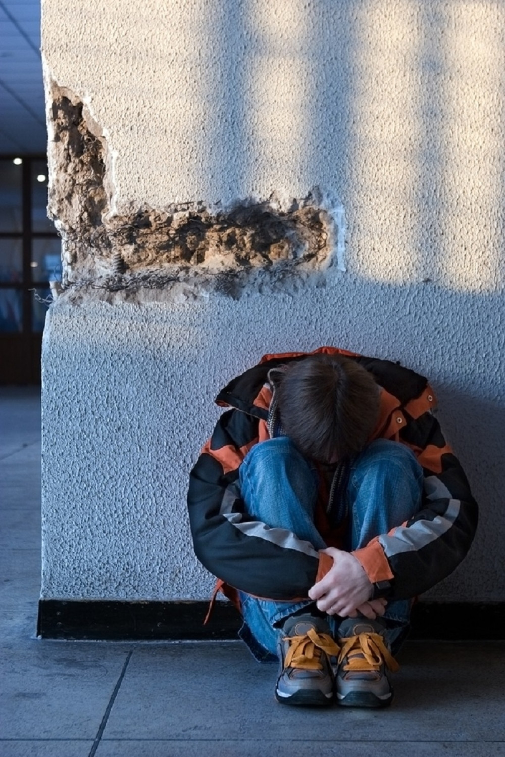 Dečaka (11) terala da čisti kuću, zabranjivala mu da se tušira i menja odeću