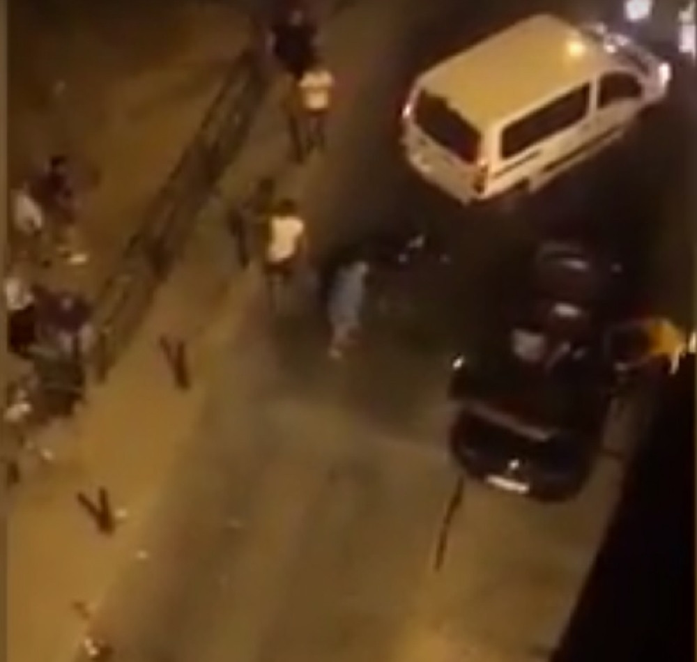 Automobilom uleteo među ljude! (VIDEO)