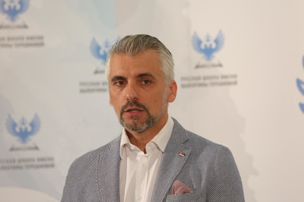 Borojević: Bude se države koje će da „precrtaju“ Kosovo