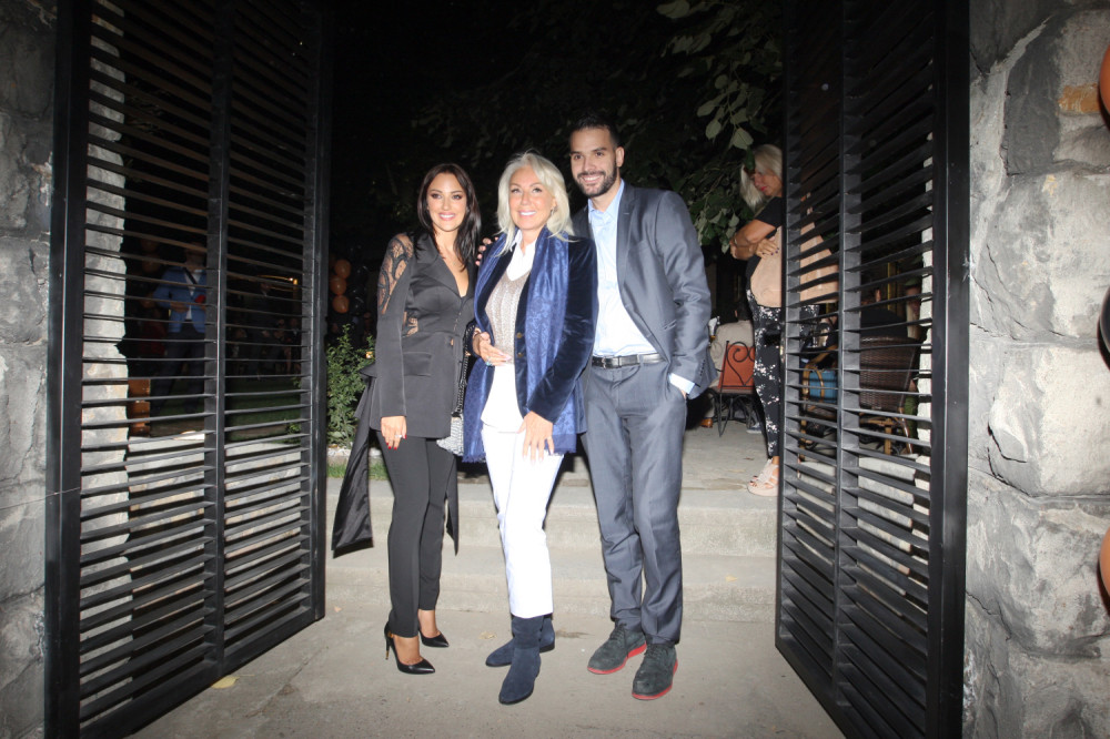 Evo zašto Stefan nije došao na otvaranje porodičnog restorana!