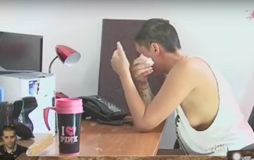 Nakon razgovora sa mamom, Mina grcala u suzama! (VIDEO)