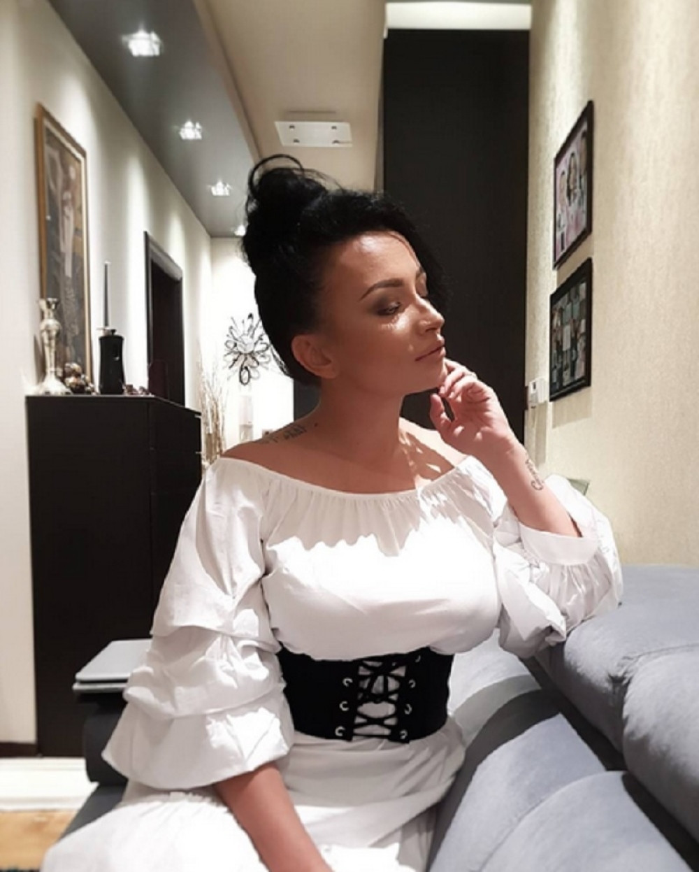 Pevačica htela da se pohvali novim izgledom, a dobila žešću prozivku!