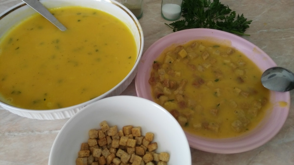 Krem čorbica sa kubetima! (VIDEO)