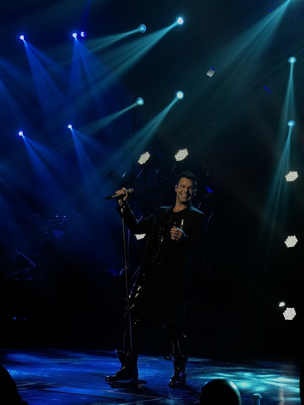 Poznati izneli najprljavije perverzija koje rade u se*su! Ovaj pevač voli kada urinira po svom dečku!