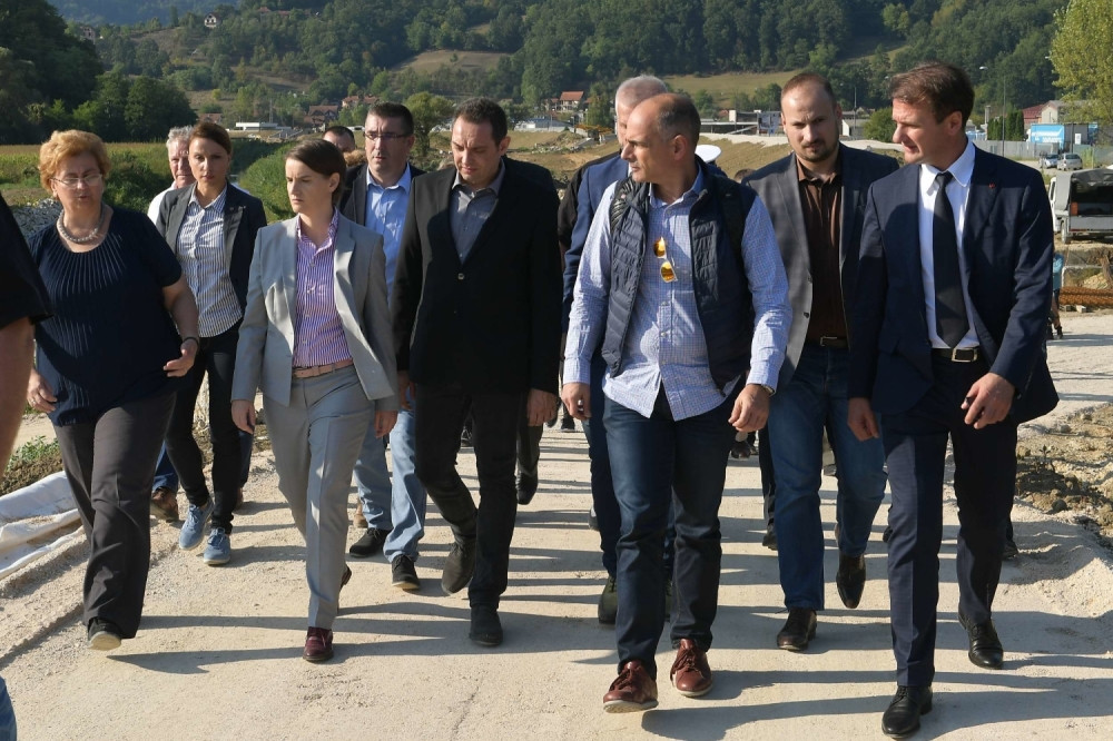 Brnabić i Vulin u Lučanima