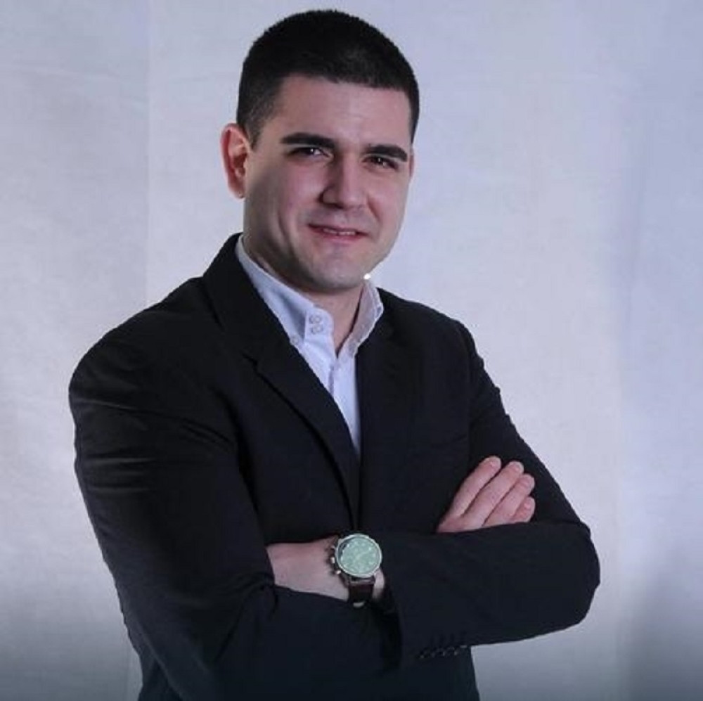 Advokat upucan u srce, pa overen u glavu!