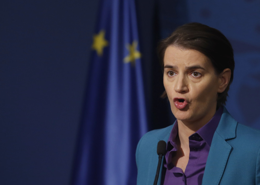 Ana Brnabić najoštrije osudila agresivne ispade Mila Đukanovića!