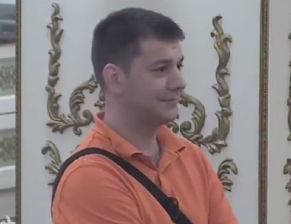 IVAN MARINKOVIĆ IZGLEDA ZASTRAŠUJUĆE Dan nakon stravičnih batina sav otekao! (FOTO)