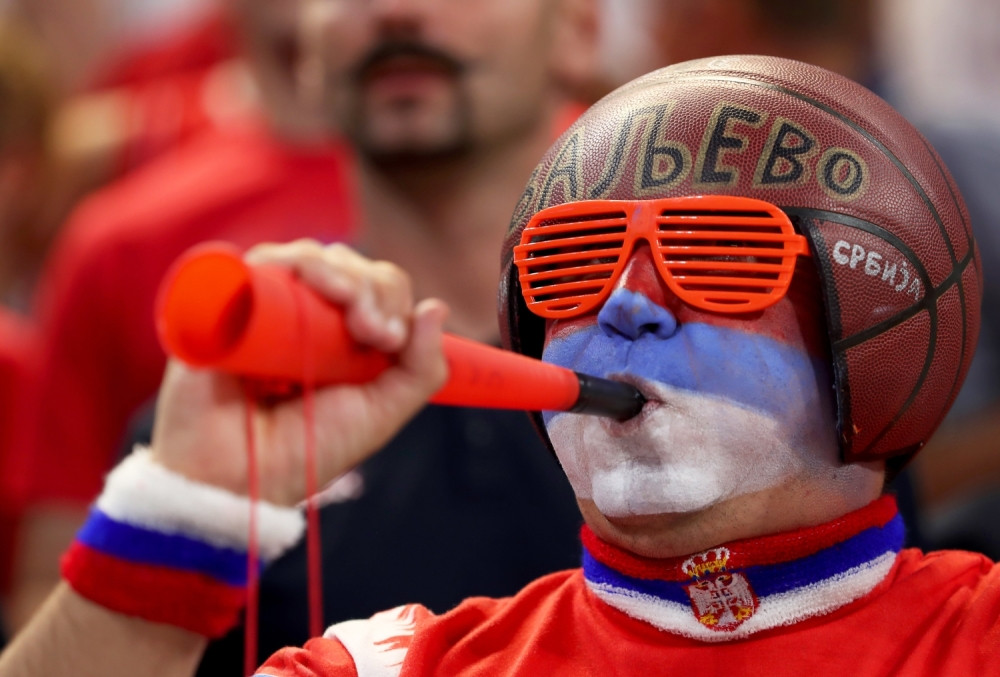 Ludi Slovenci, al’ Srbi još luđi (FOTO)