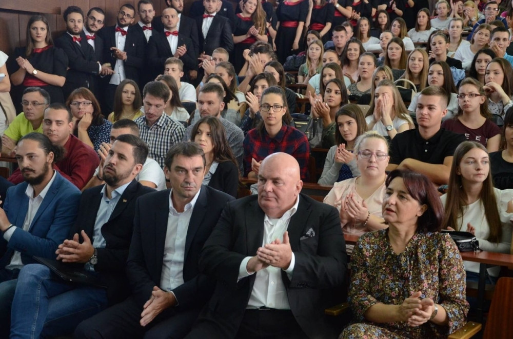 Palma dao pola plate za šestoro studenata u Jagodini!