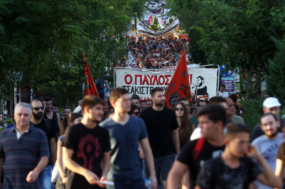 Sukob policije i učesnika marša