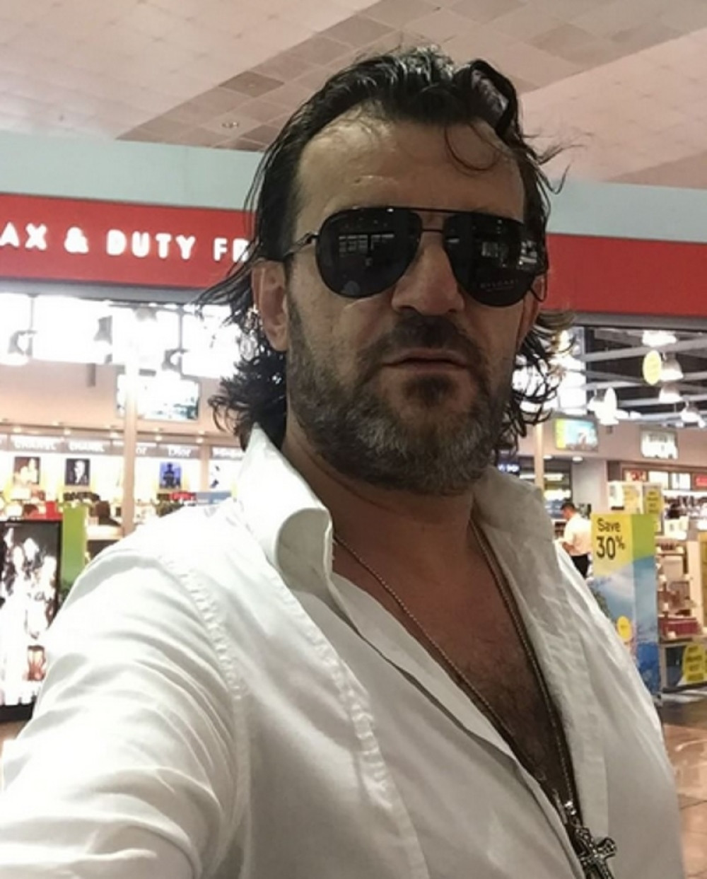 Ona je nova devojka Ace Lukasa?