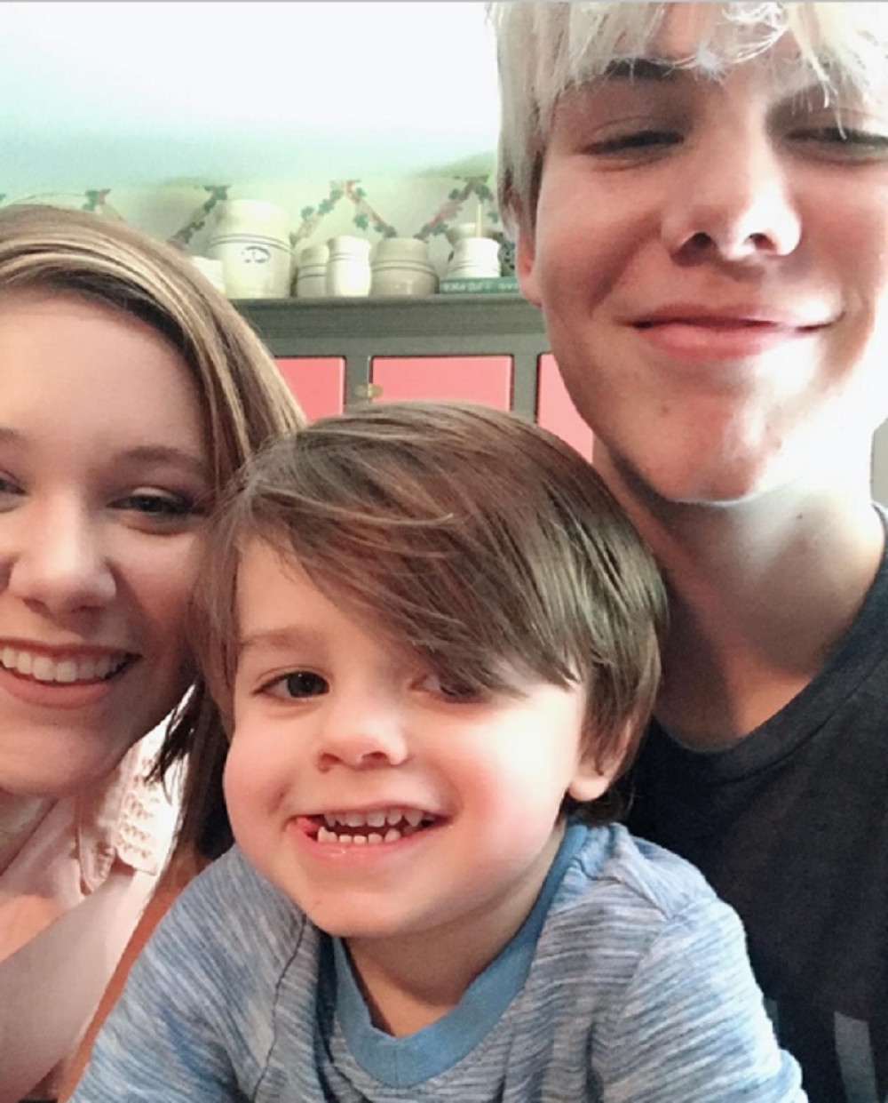 Od ovog preslatkog mališana strahuje ceo svet (FOTO)