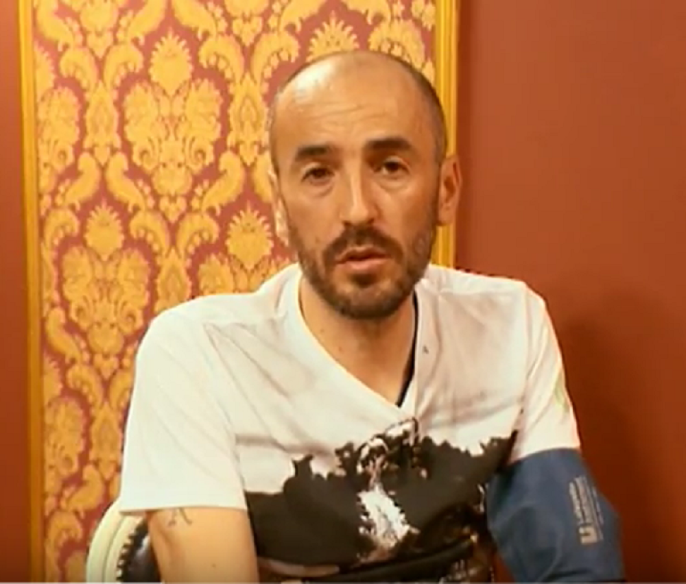 Azariću preti ćorka?