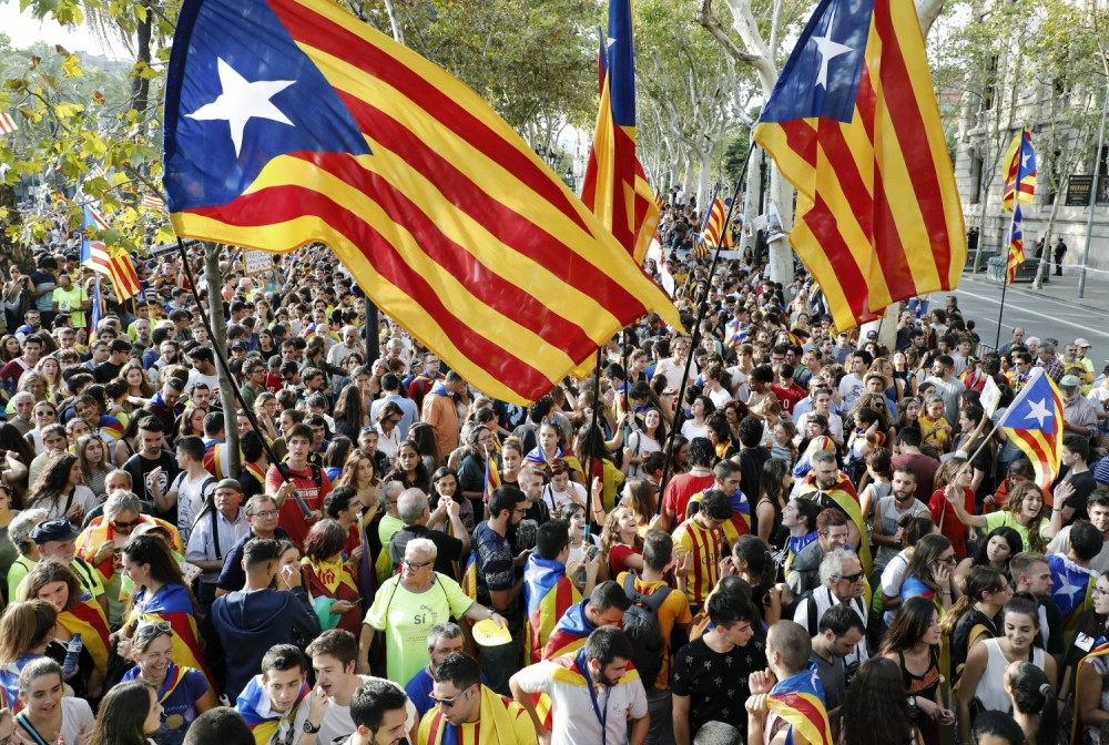 Katalonci demonstriraju ispred španskog suda