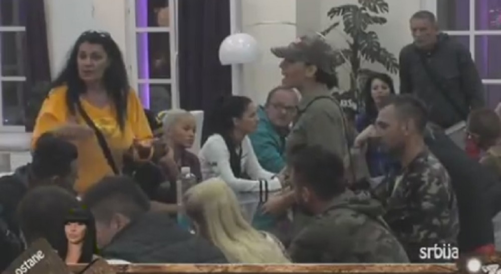 Marko trudnoj Divni pretio pištoljem! (VIDEO)