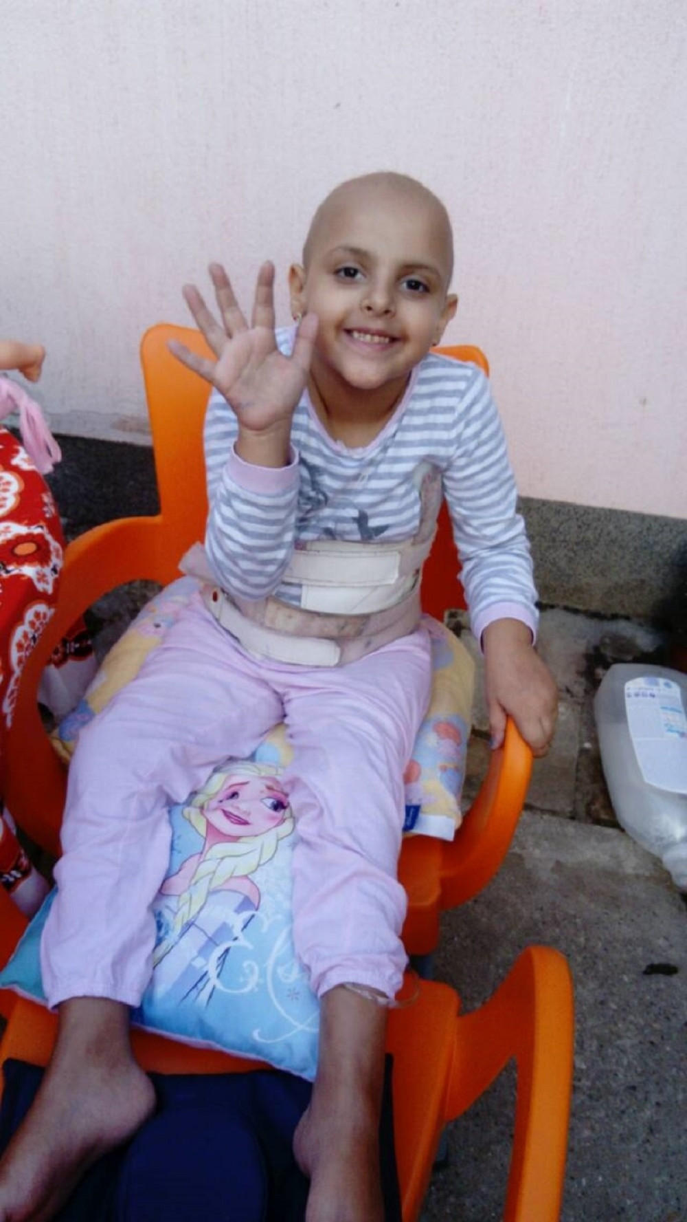 Mala Lena izgubila bitku za život