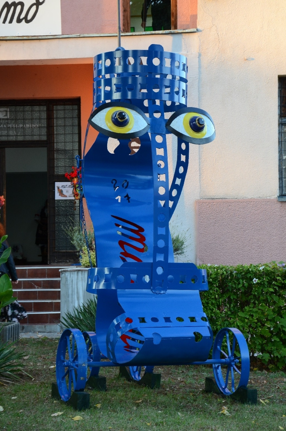 Izložena štikla od tri i po metra!