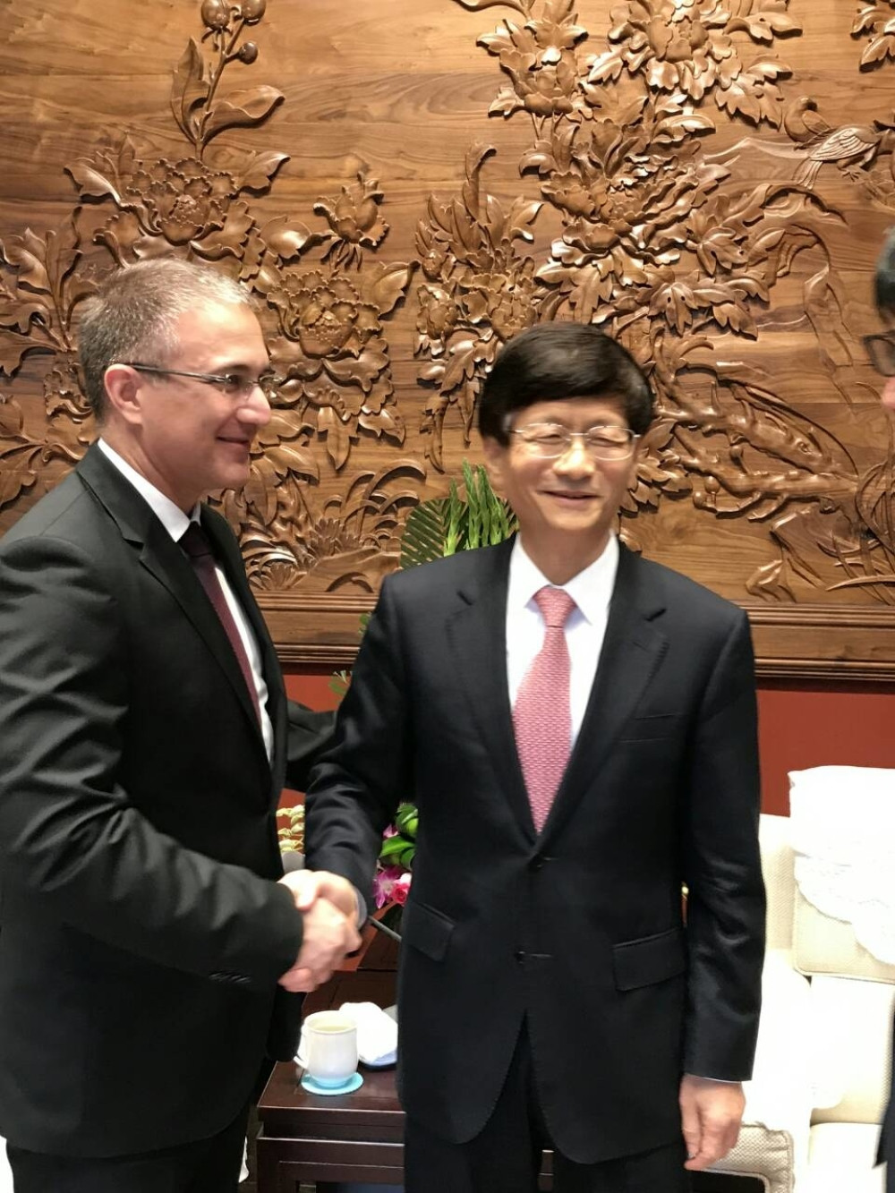 Stefanović u Pekingu sa kineskim zvaničnicima