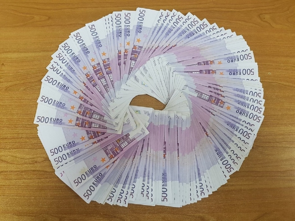 Uhvaćena grupa koja je oštetila državni budžet za 1,4 miliona evra!