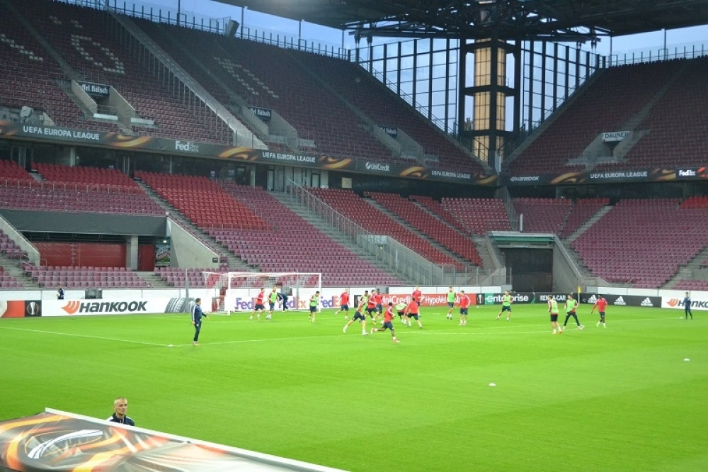 "Delije" na severu, grmeće ceo stadion!