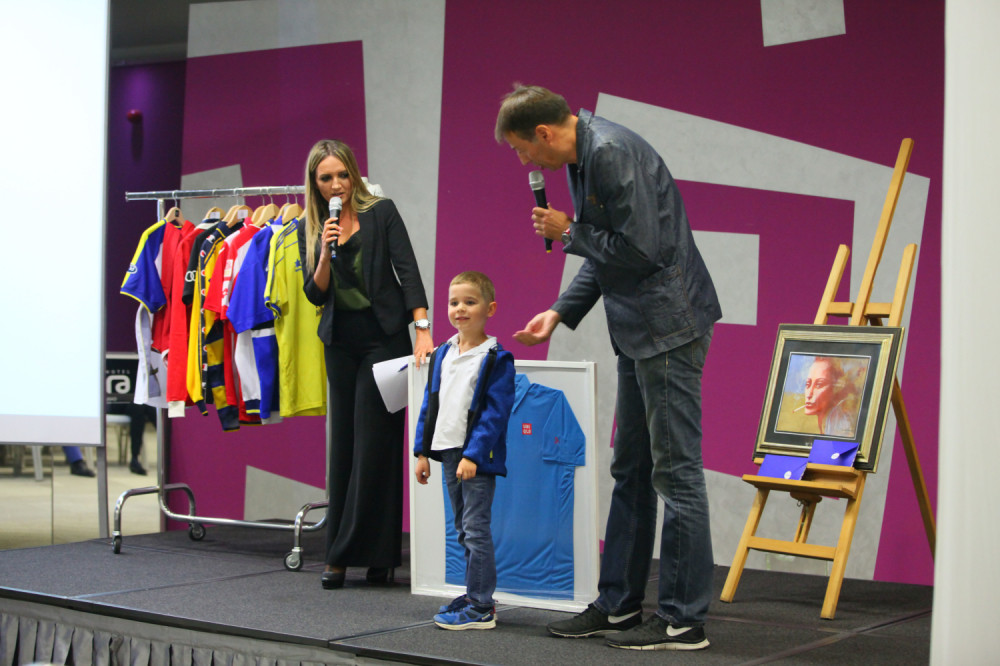 Održana humanitarna aukcija "Svim silama za Necu"