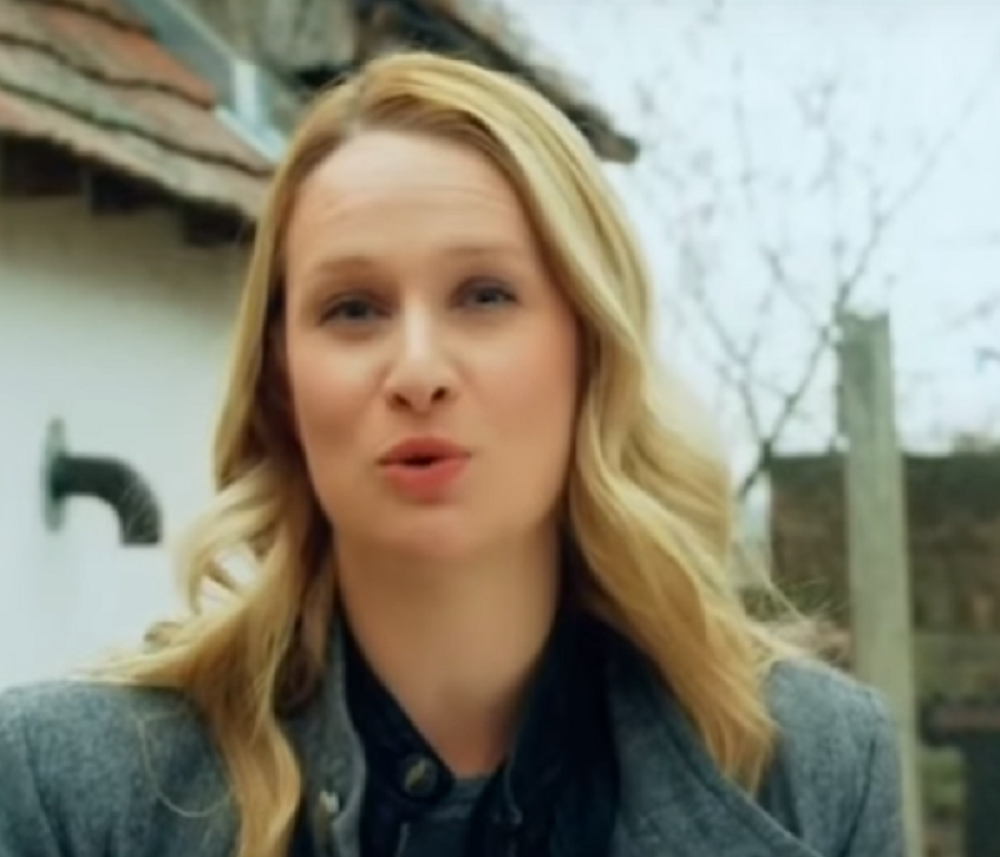 Posle spontanog pobačaja i prekida trudnoće, voditeljka otkrila zašto je radila do 7. meseca trudnoće!