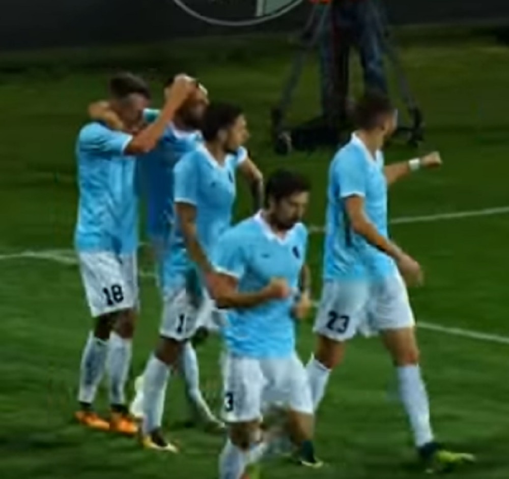 Slikali se goli fudbaleri Rada (FOTO)