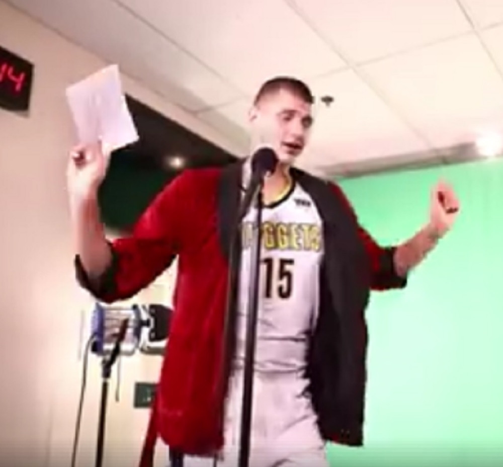 Plakaćete od smeha zbog ovih Jokićevih fora!