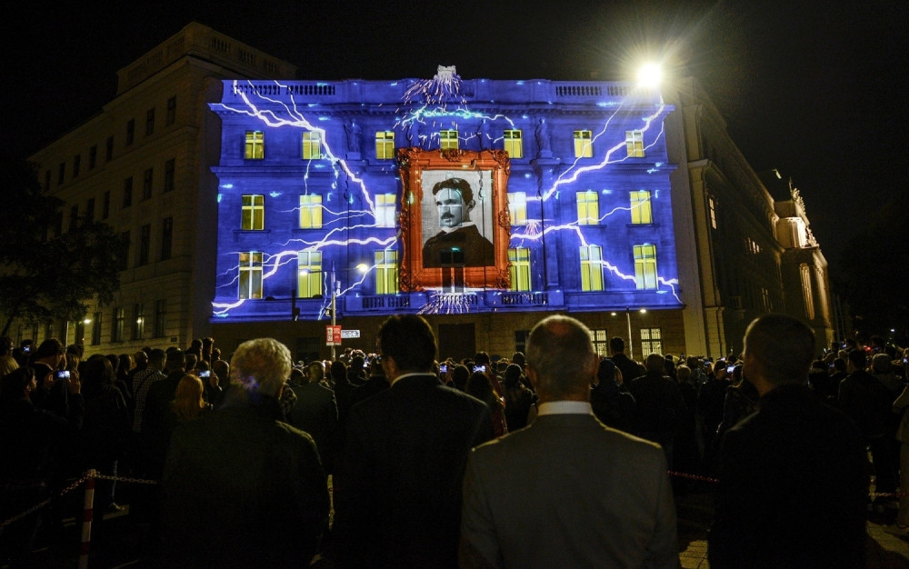 U Beču predstavljen Teslin vremeplov