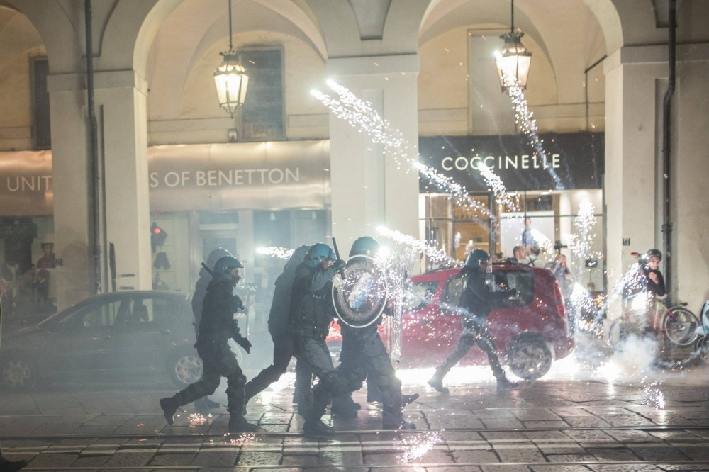 Rat na ulicama Torina (FOTO + VIDEO)