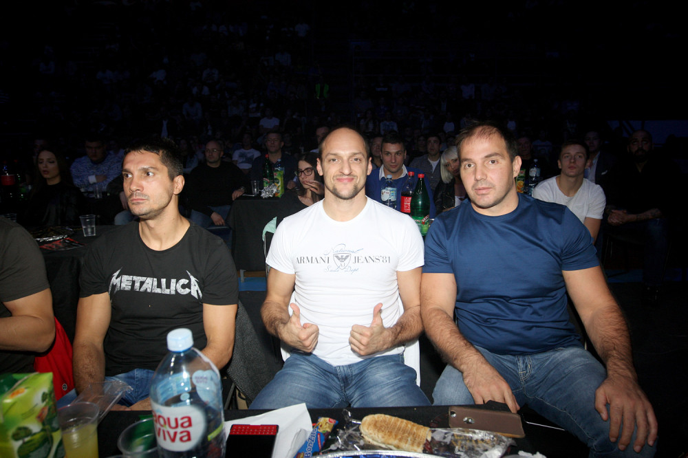 Legendarni košarkaš se na originalan način uključio u borbu protiv korone (FOTO)