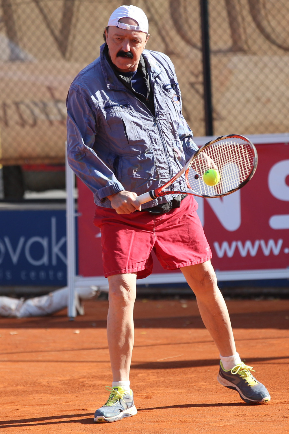 Džinović: Imam prsluče za ku*ac!