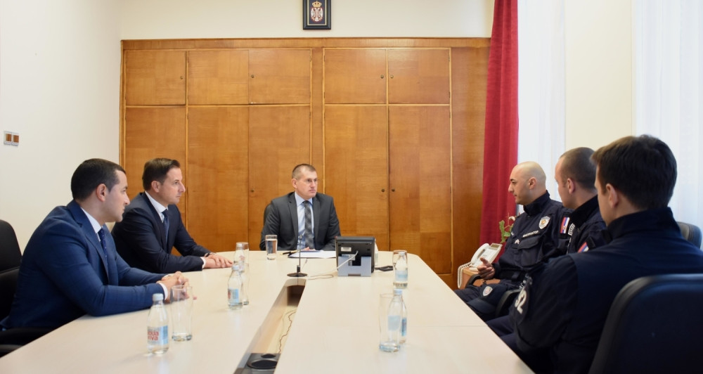 Rebić primio napadnute službenike policije