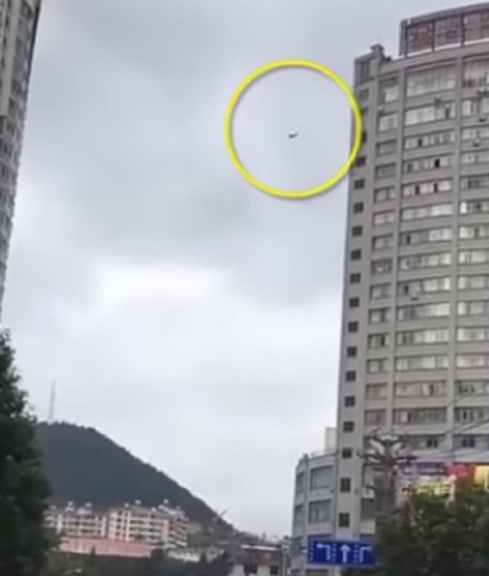 Nije hteo da plati račun, pa skočio sa 19. sprata!