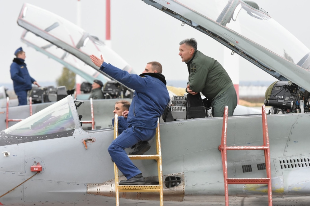 Srpski piloti u ruskom "top ganu"